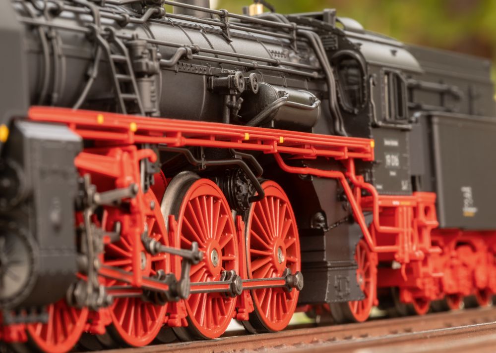 Märklin 38190 Dampflok BR 19.0 "Sachsenstolz" (DR/DDR) 1:87 Spur H0
