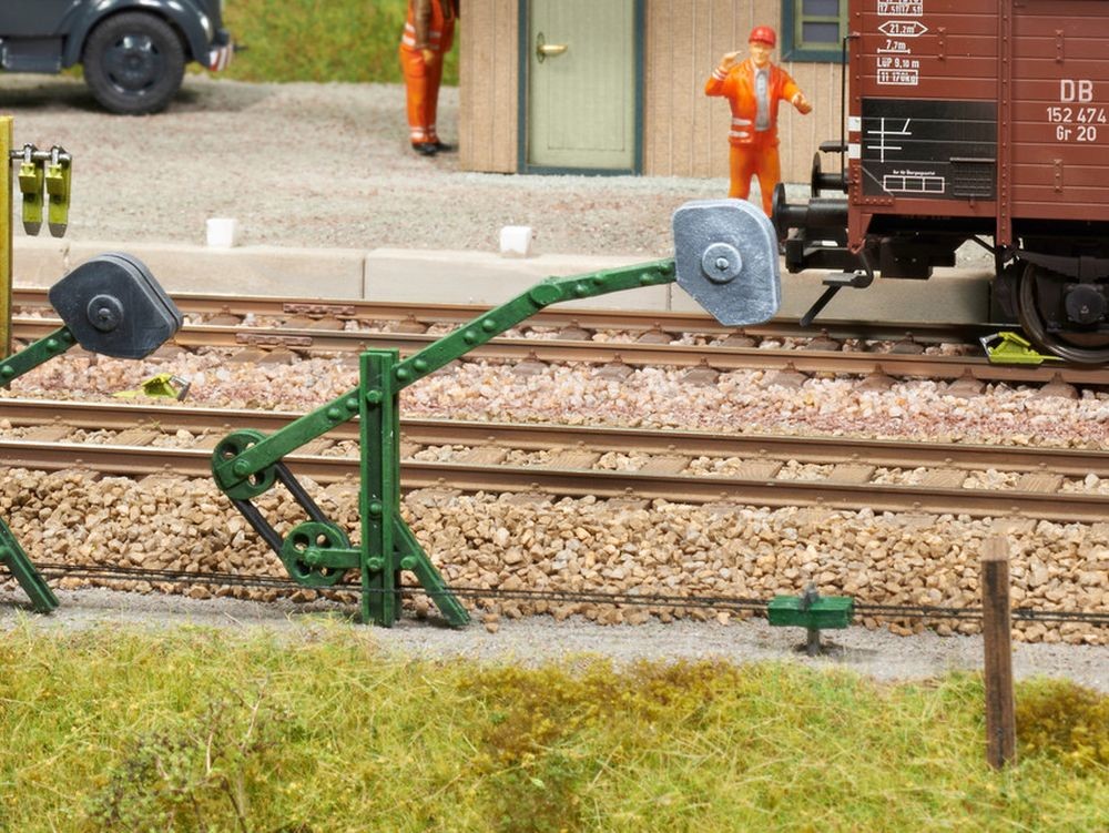Noch 13501 Signalspannwerk