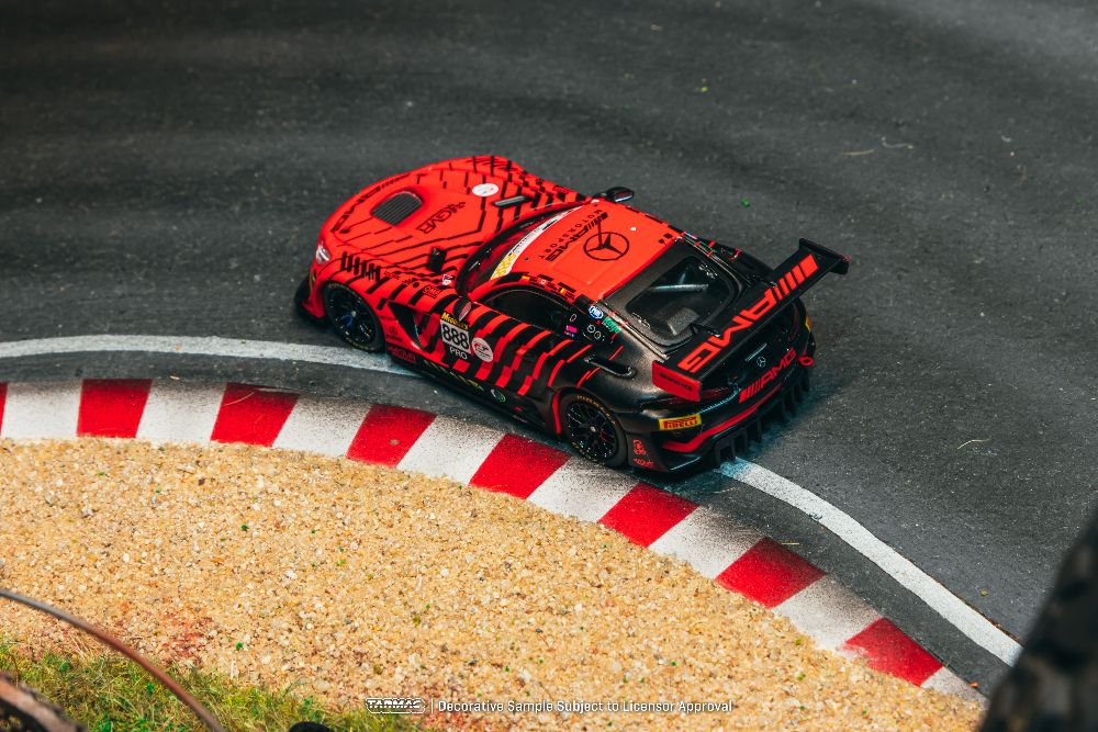 Tarmac Works T64-062-26BH888 1:64 MERCEDES-BENZ AMG GT GT3 #888 MARO ENGEL