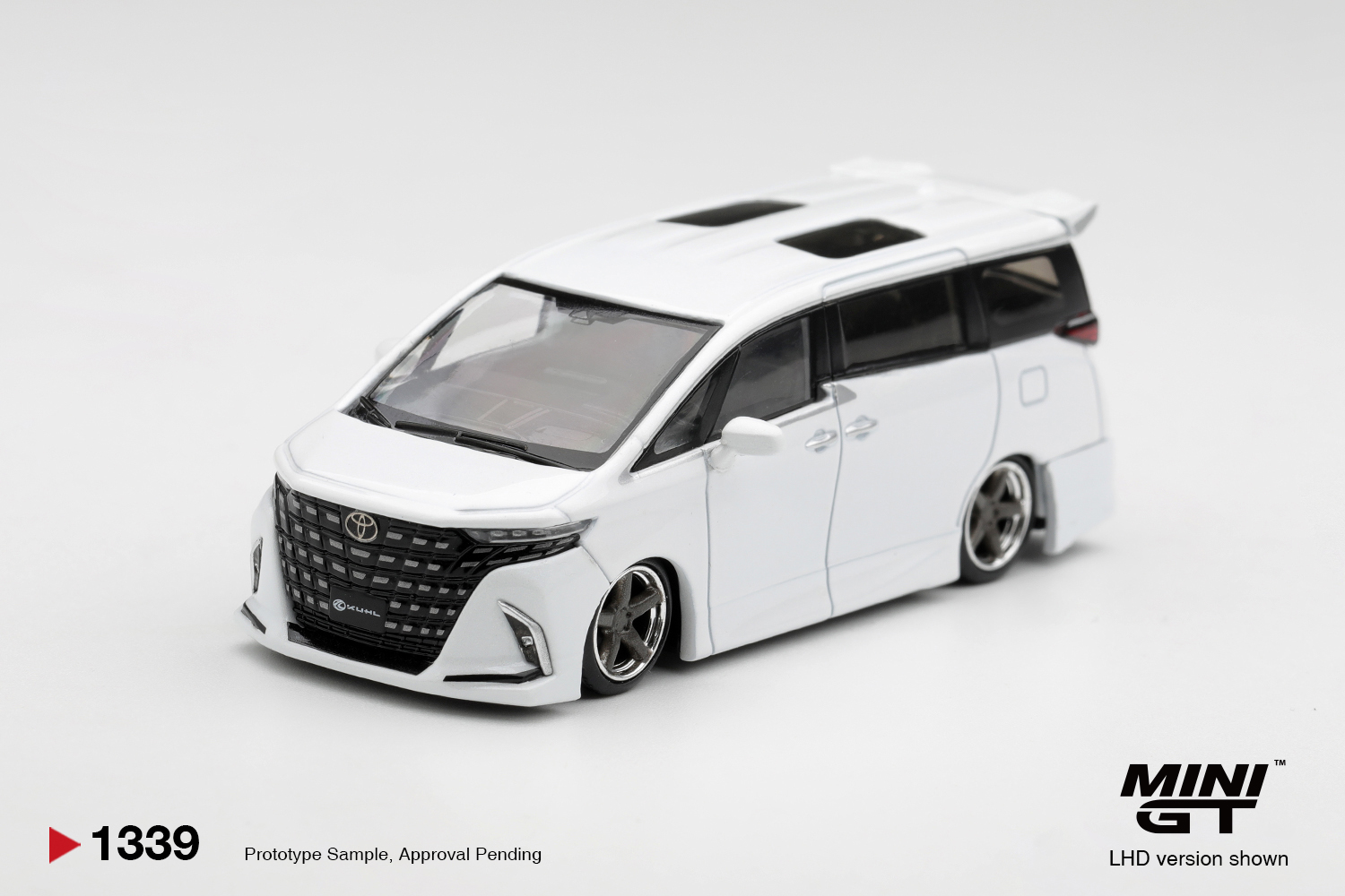 Mini GT 1339 1:64 TOYOTA ALPHARD 40 KUHL WHITE 2025