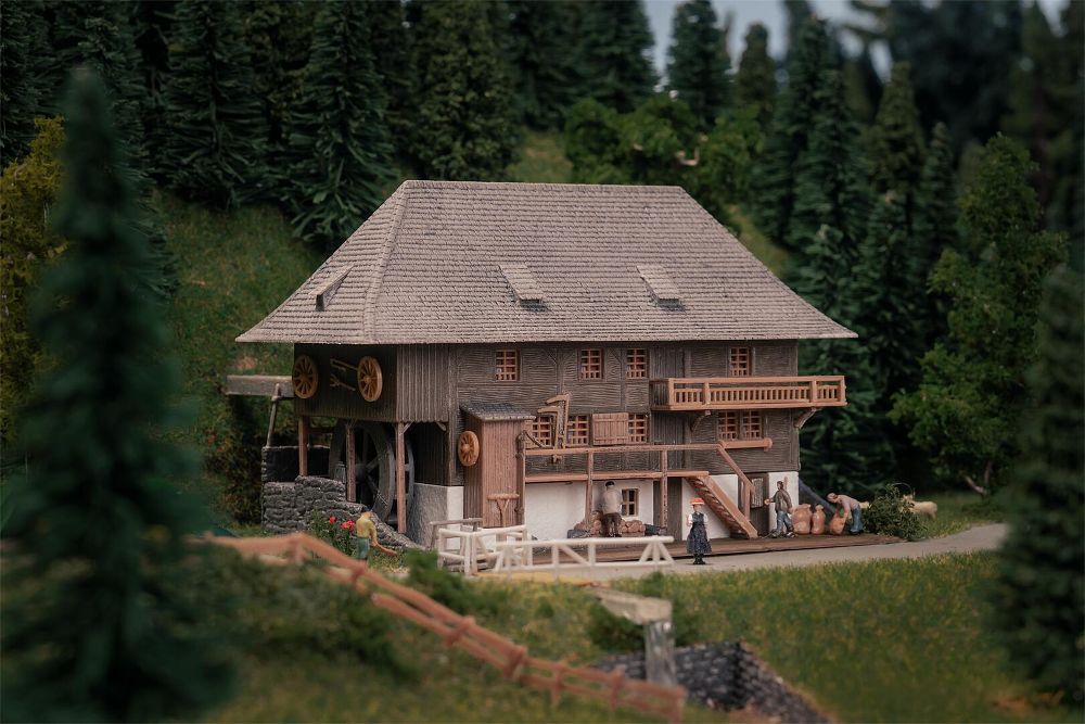 Faller 232012 Jubiläumsmodell Öhlermühle mit Figur 1:160 Spur N NEU