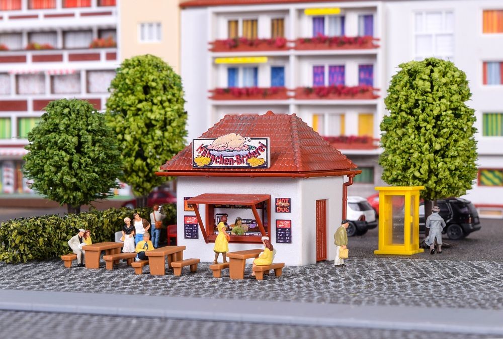Vollmer 47626 N Kiosk Hühner-Hugo