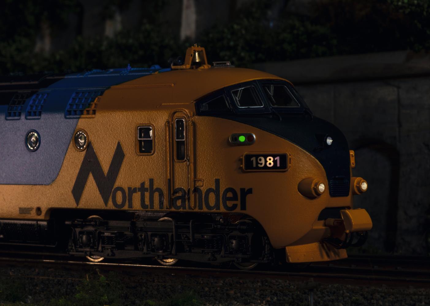 Märklin 39705 Dieseltriebzug Northlander ONR 1:87 Spur H0 AC Neu
