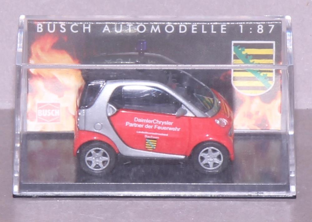 Busch 489313 Smart City Coupe Feuerwehr Sachsen - 1:87 - Neu