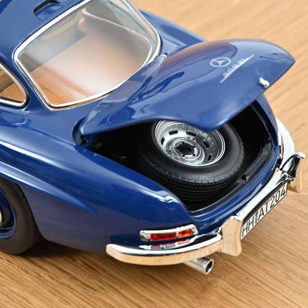 Norev 183852 Mercedes-Benz 300 SL 1954 Blau 1:18 Standmodell NEU