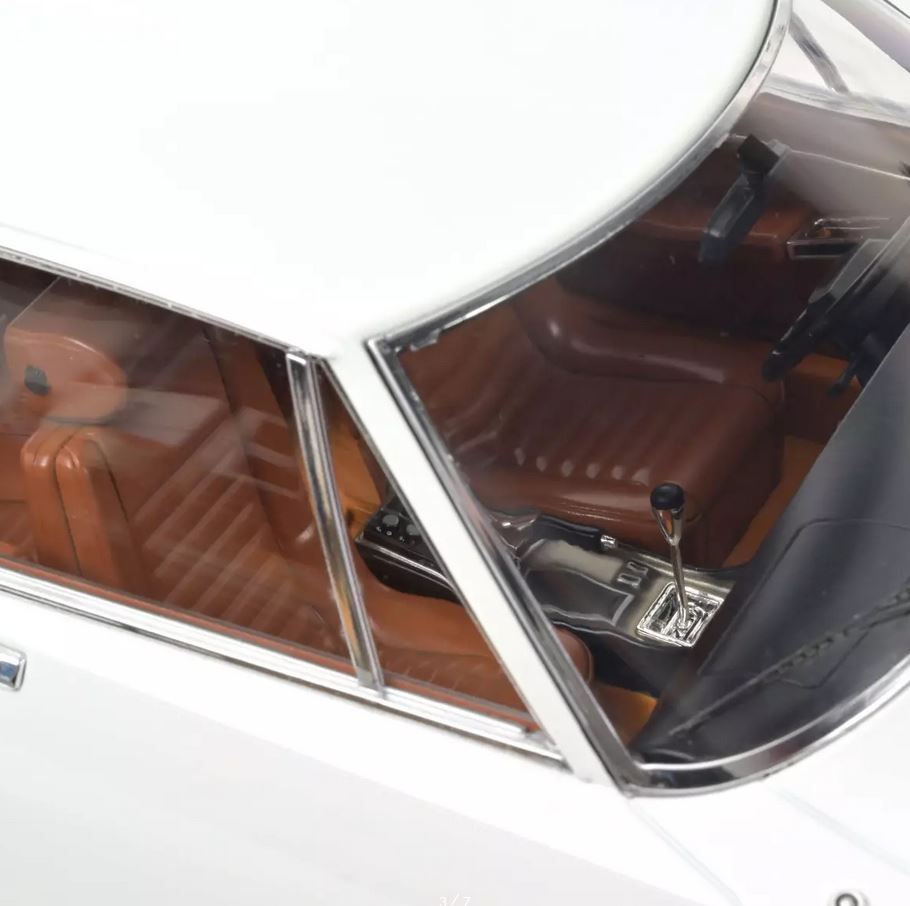 Norev 121701 Citroën SM 1970 Weiß Genf Präsentationsversion 1:12