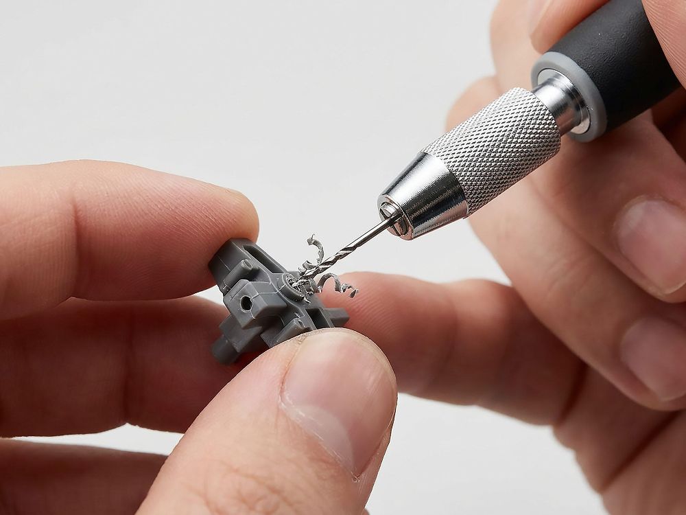 Revell 39064 Handbohrer inkl. 3 Bohrern (0,7/1,0/1,3 mm) Werkzeug