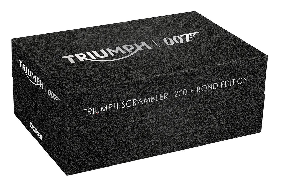Corgi CC08402 Triumph Scrambler 1200 James Bond 1:12 Standmodell