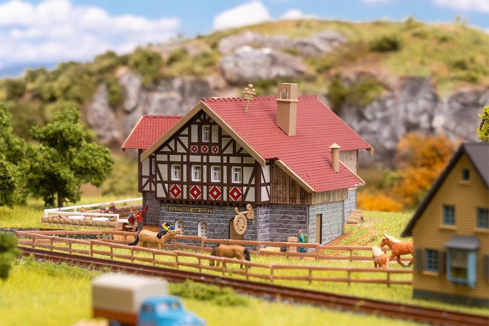 Faller 232138 Gasthaus Zur Post mit Biergarten 1:160 Spur N Bausatz