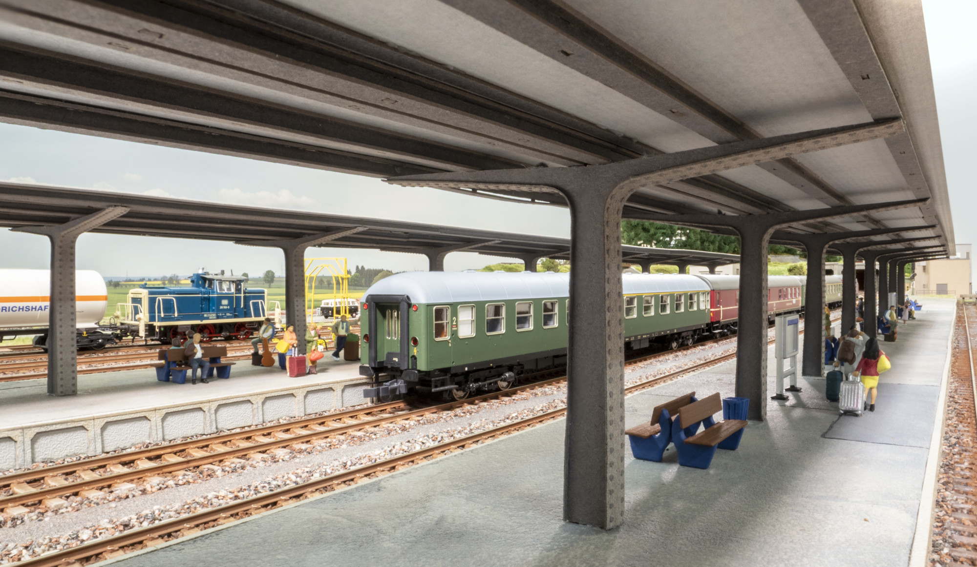 Noch 66011 Bahnsteigüberdachung