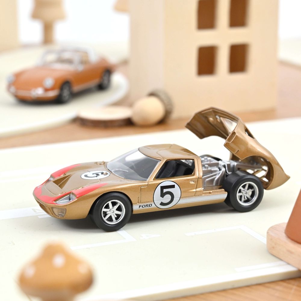 Norev 270578 Ford GT40 1966 n°5 Jet-car 1:43 Spur 0 Standmodell