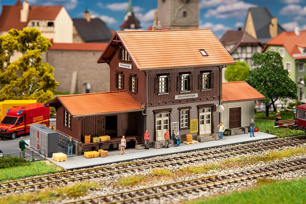 Faller 110133 Bahnhof Kleinengstingen 1:87 Spur H0 Bausatz Neu OVP