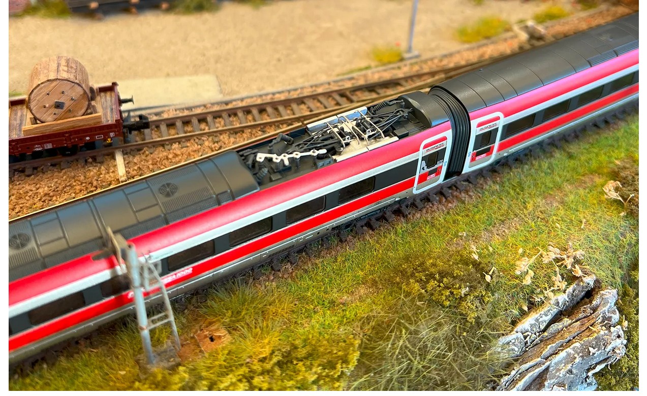 Arnold HN2621S FS Trenitalia 4-tlg Grundset „Frecciarossa 1000" Spur N