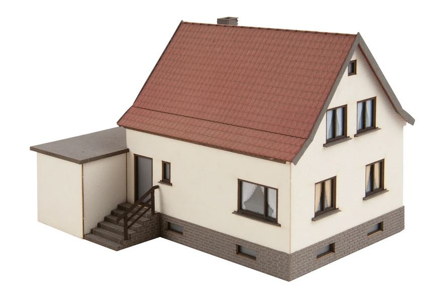 Noch 66606 Siedlungshaus mit Garage - Spur H0 - Bausatz - Neu