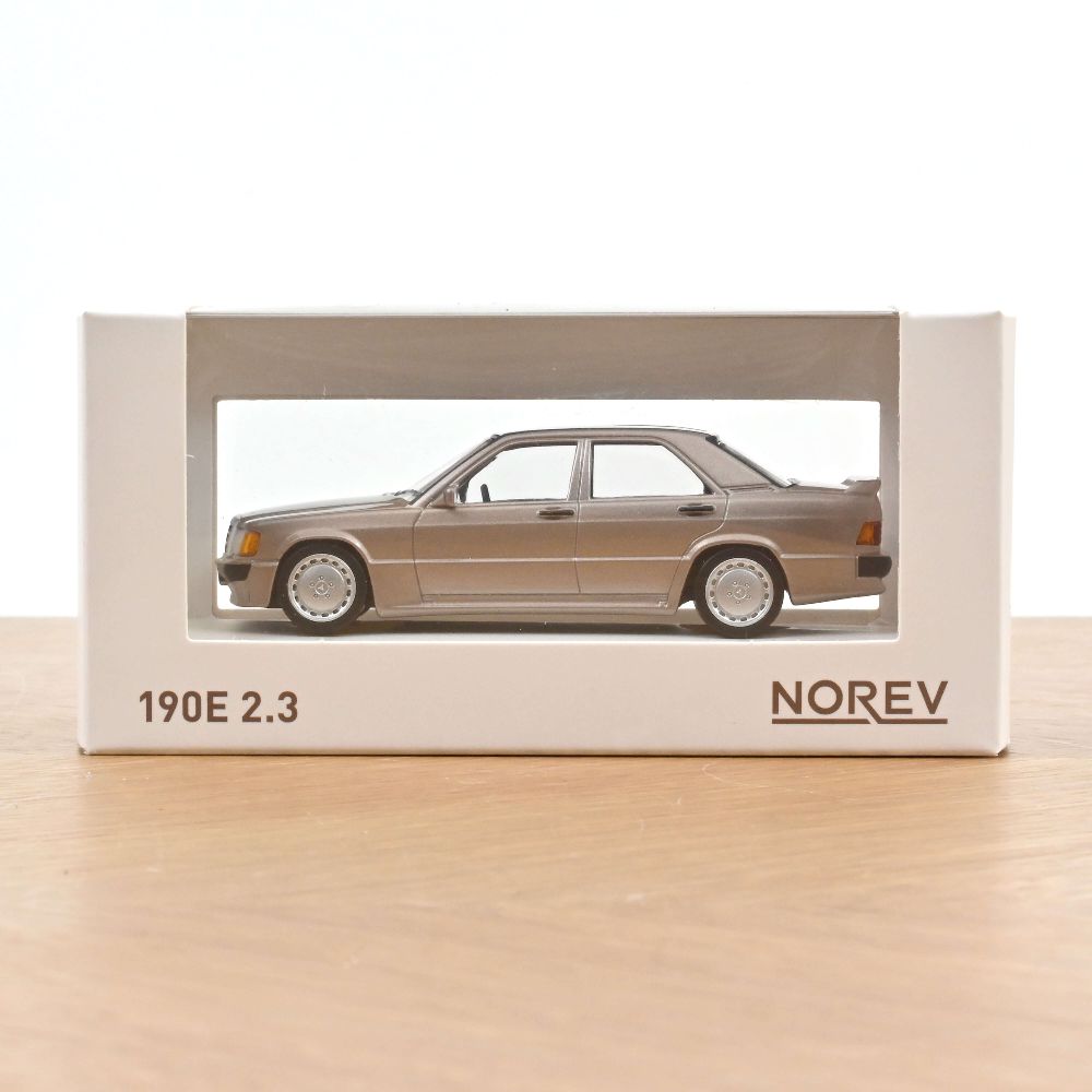 Norev 351211 MB 190E 2.3 16 1984 Metallic Beige Jet-car 1:43 Spur 0