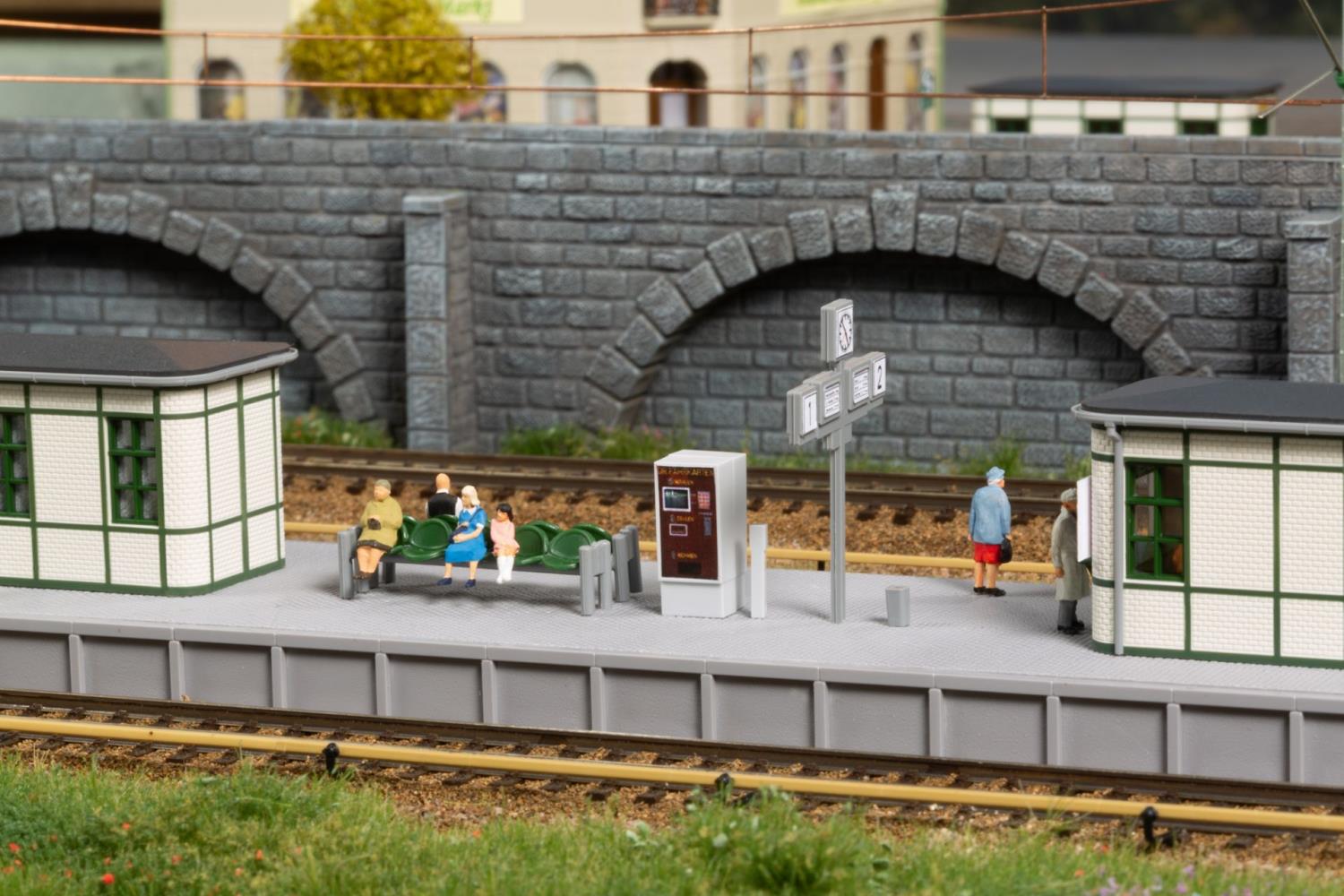 Auhagen 13356 S-Bahn Bahnsteigausstattung 1:120 Spur TT Bausatz