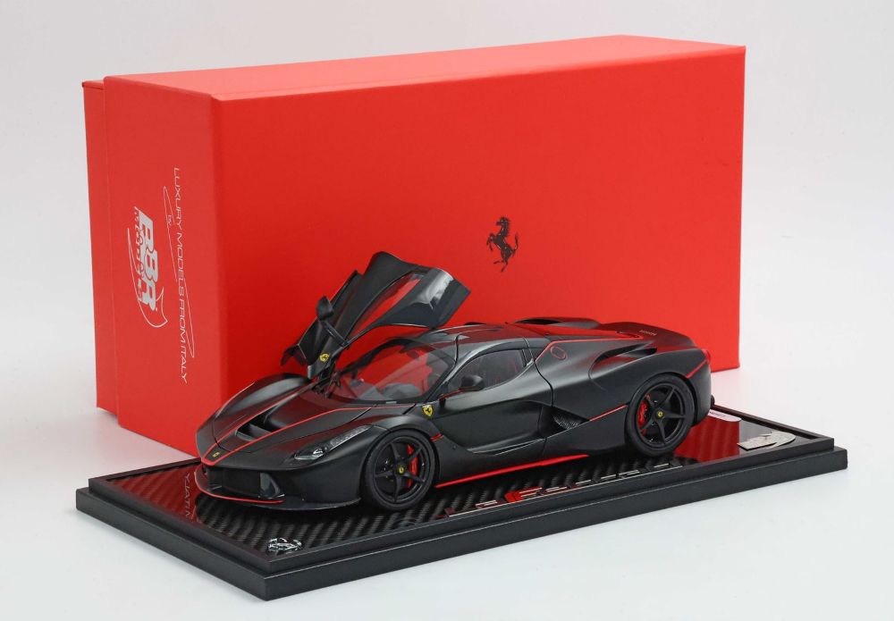 BBR 182239A Ferrari LaFerrari Matt black with red stripes 1:18 NEU