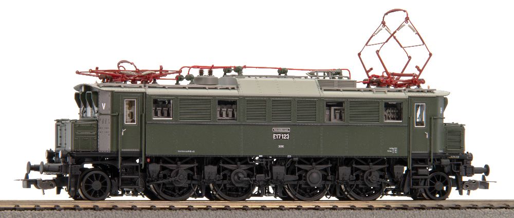 Piko 21783 E-Lok/Sound BR E17 DR III + PluX22 Dec. Spur H0