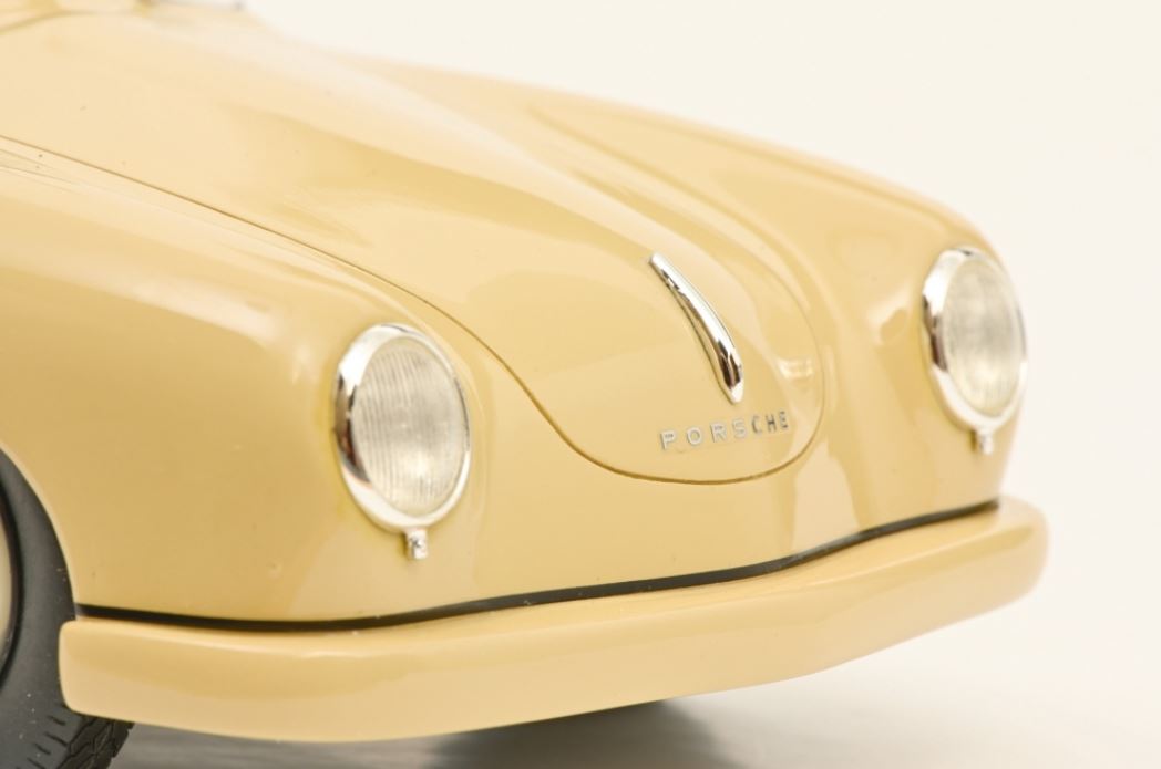 Schuco 450029600 Porsche 356 Gmünd beige - 1:18 - PRO.R18 - Neu - OVP
