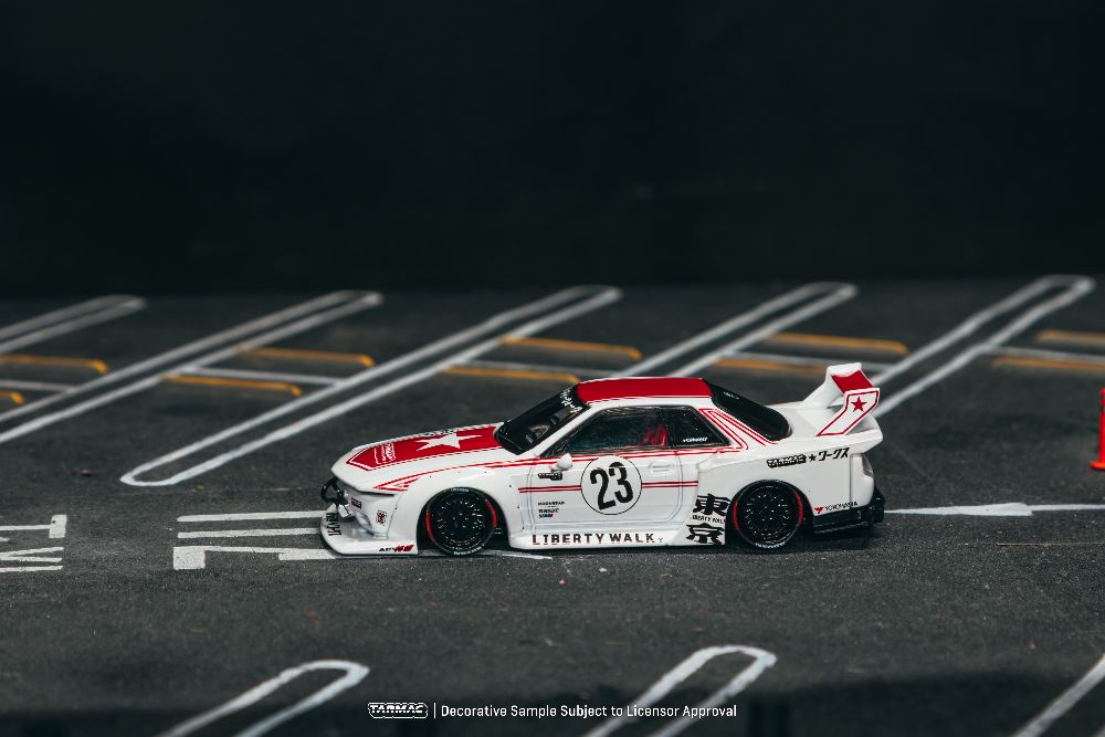 Tarmac Works T64-097-25TAS 1:64 NISSAN SKYLINE (R32) LB-KAIDO WORKS TARMAC 2026