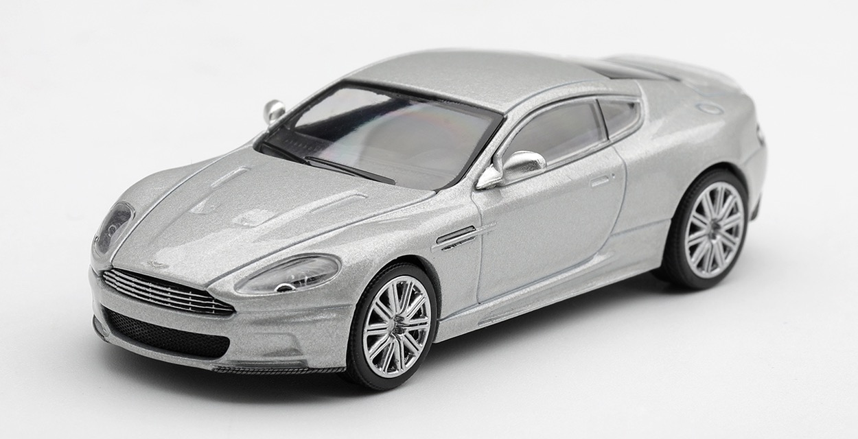 Mini GT 1360 1:64 ASTON MARTIN DBS LIGHTNING SILVER 2008