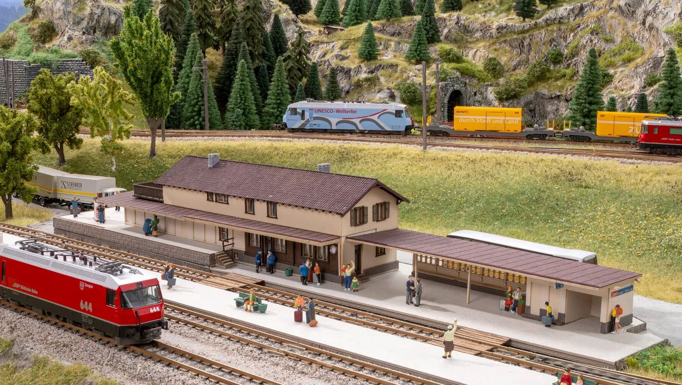 Noch 66005 Bahnhof Bergün 62 x 12,6 cm, 9 cm hoch 1:87 Spur H0
