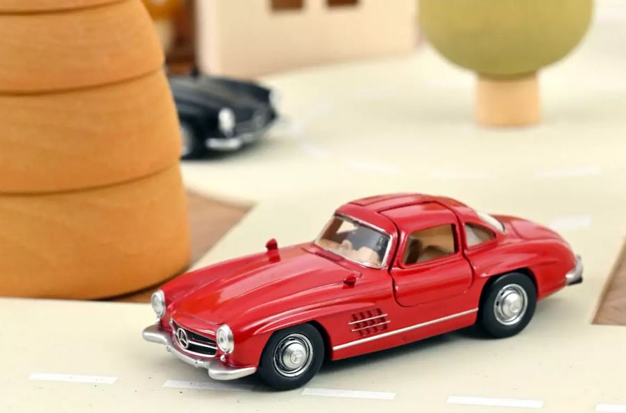 Norev 351199 Mercedes Benz 300 SL 1954 Feuerwehrrot Jet-car 1:43