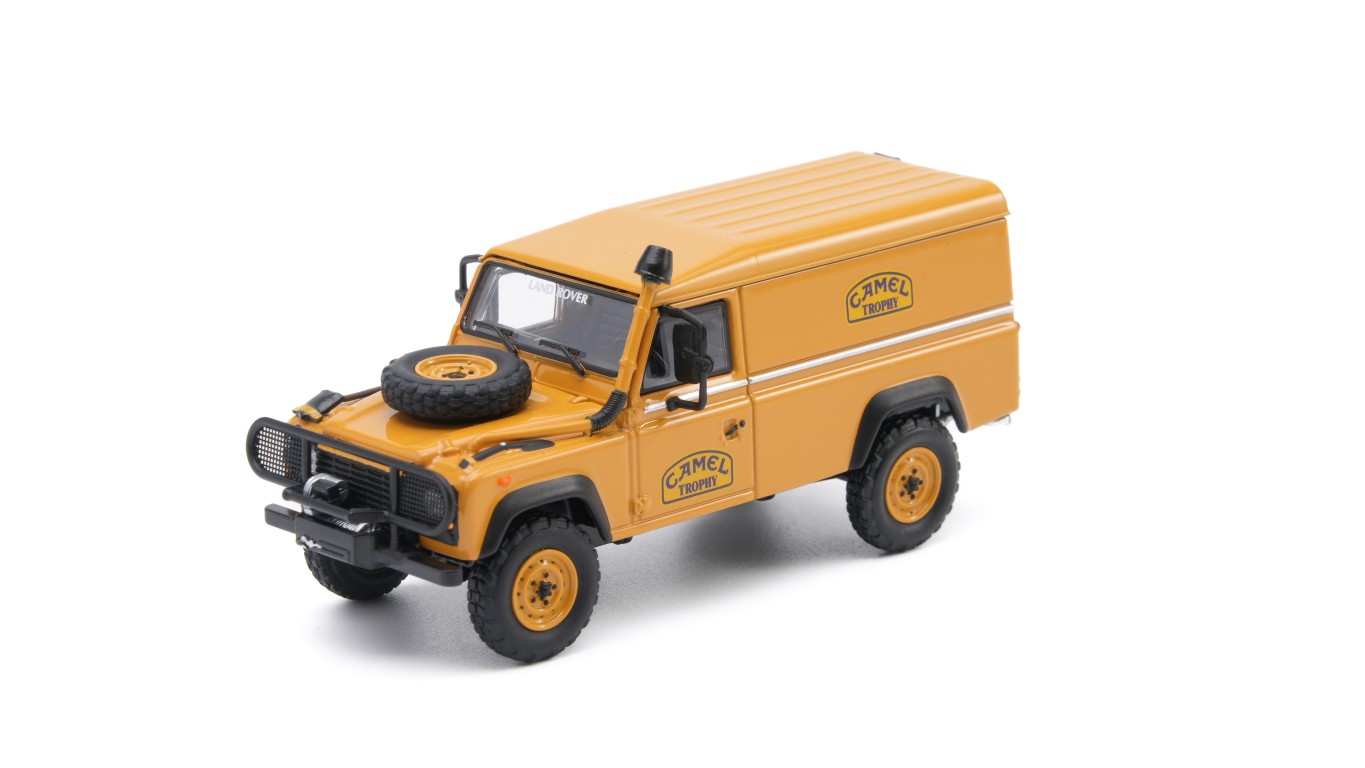 Almost Real 610315101 LAND ROVER DEFENDER 110 - "CAMEL TROPHY" 1:64