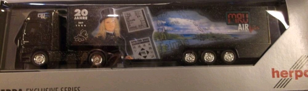 Herpa 272247 Mercedes-Benz Actros L Koffer-Sattelzug MRU 1:87 H0 Neu OVP