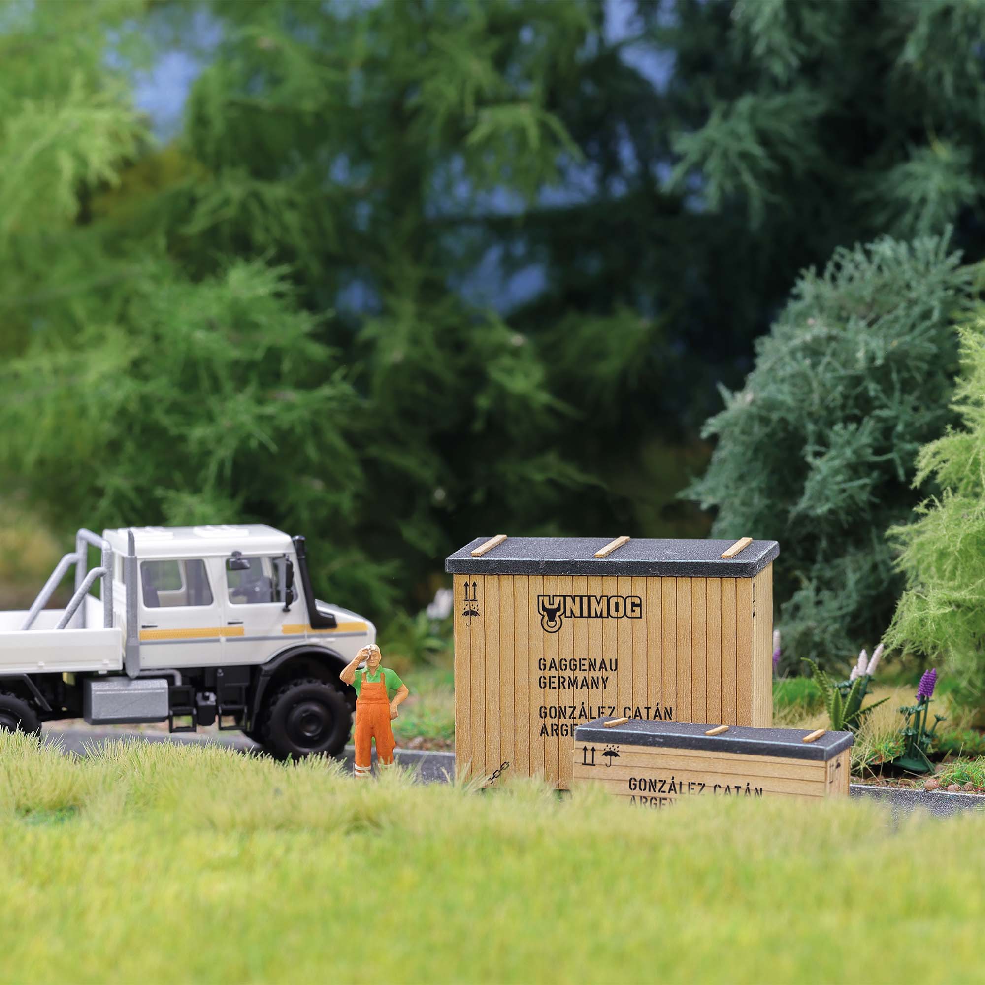Busch 1885 Maschinenkisten Unimog H0