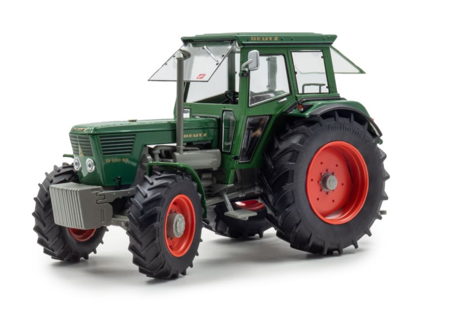 Weise Toys 1006 DEUTZ D 130 06 with cabin 1:32 Spur 1 Standmodell
