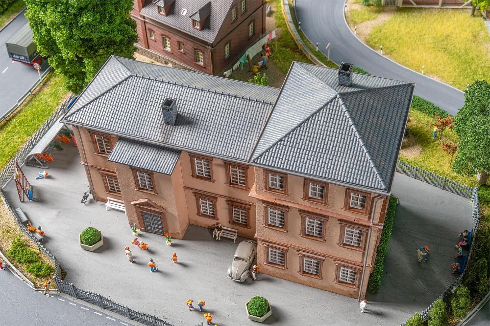 Faller 130784 Waldorfschule 1:87 Spur H0 Bausatz NEU OVP
