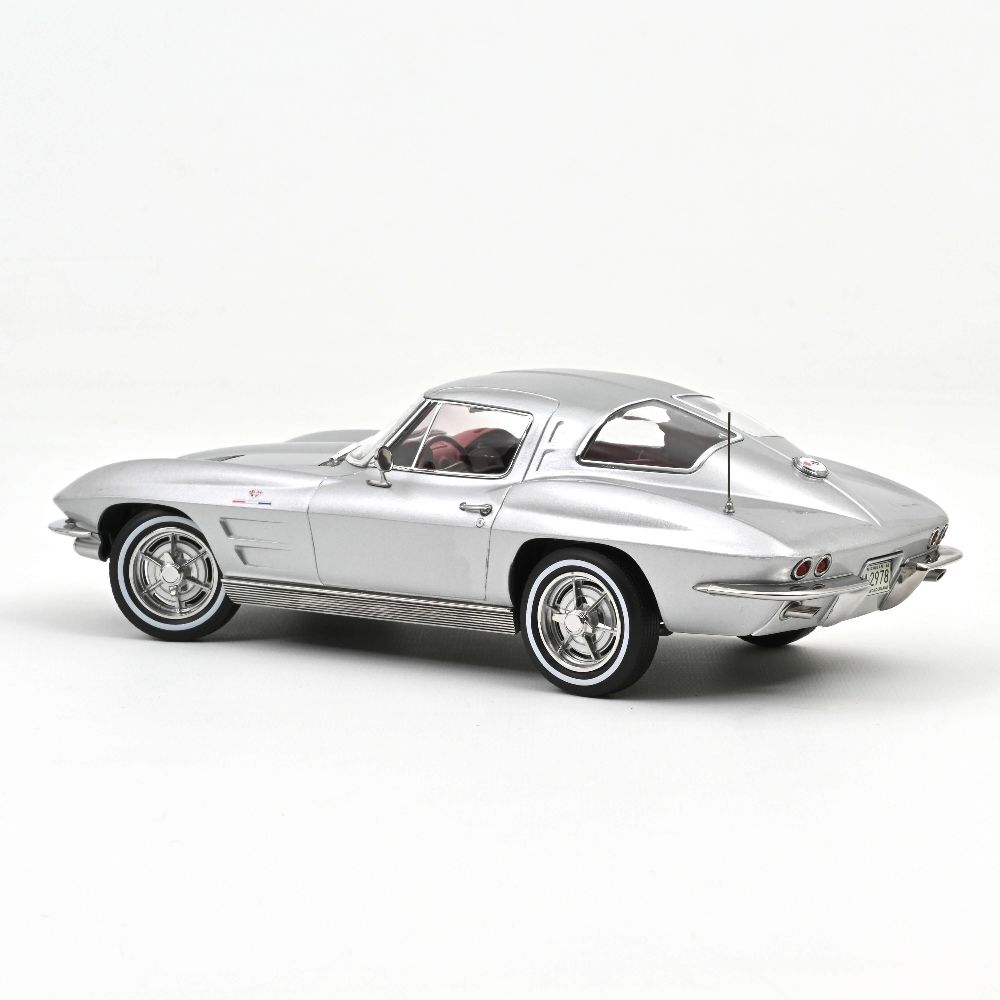 Norev 189052 Chevrolet Corvette Sting Ray 1963 Sebring Silber 1:18