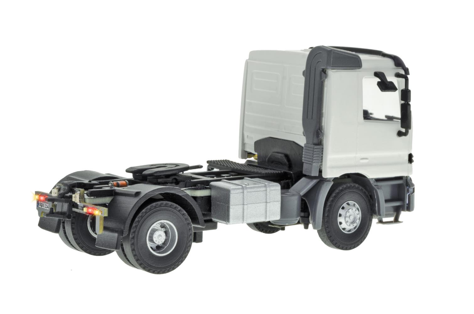 Viessmann 8114 MB ACTROS 2-achs Sattelschlepper Basis 1:87 Spur H0