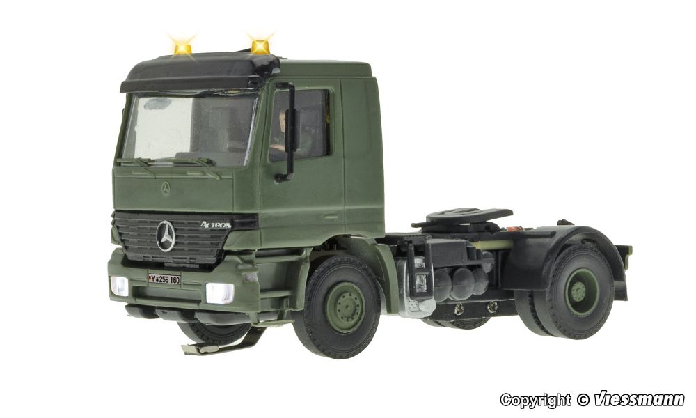 Viessmann 8160 MB ACTROS 2-achs Sattelschlepper Militär Basis Spur H0