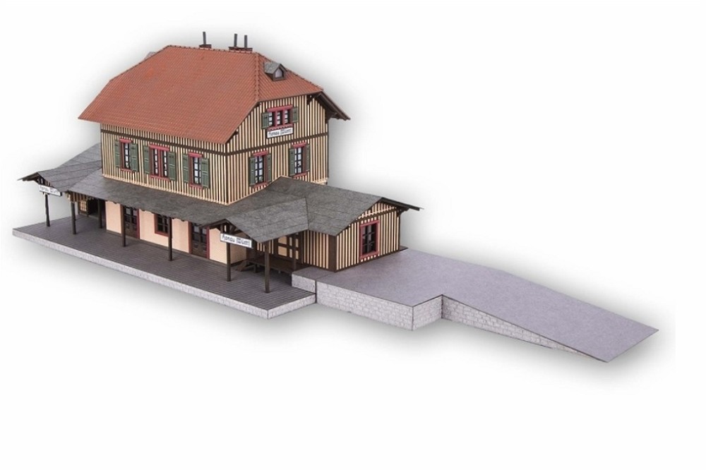 Noch 66007 Bahnhof "Honau"
