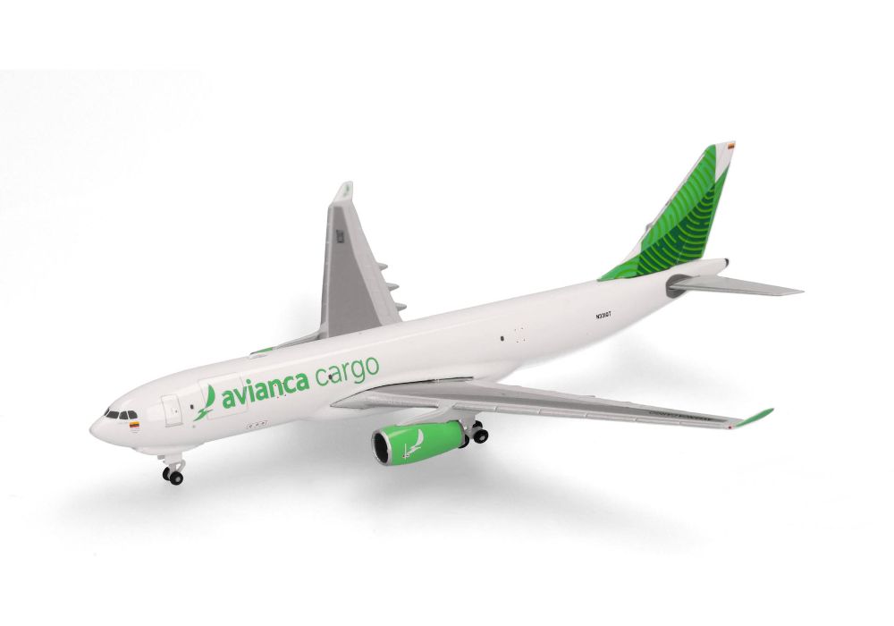 Herpa 539562 Avianca Cargo Airbus A330-200F - green livery 1:500
