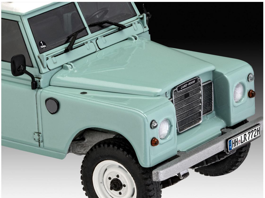 Revell 07047 Land Rover Series III LWB station wagon 1:24 Bausatz