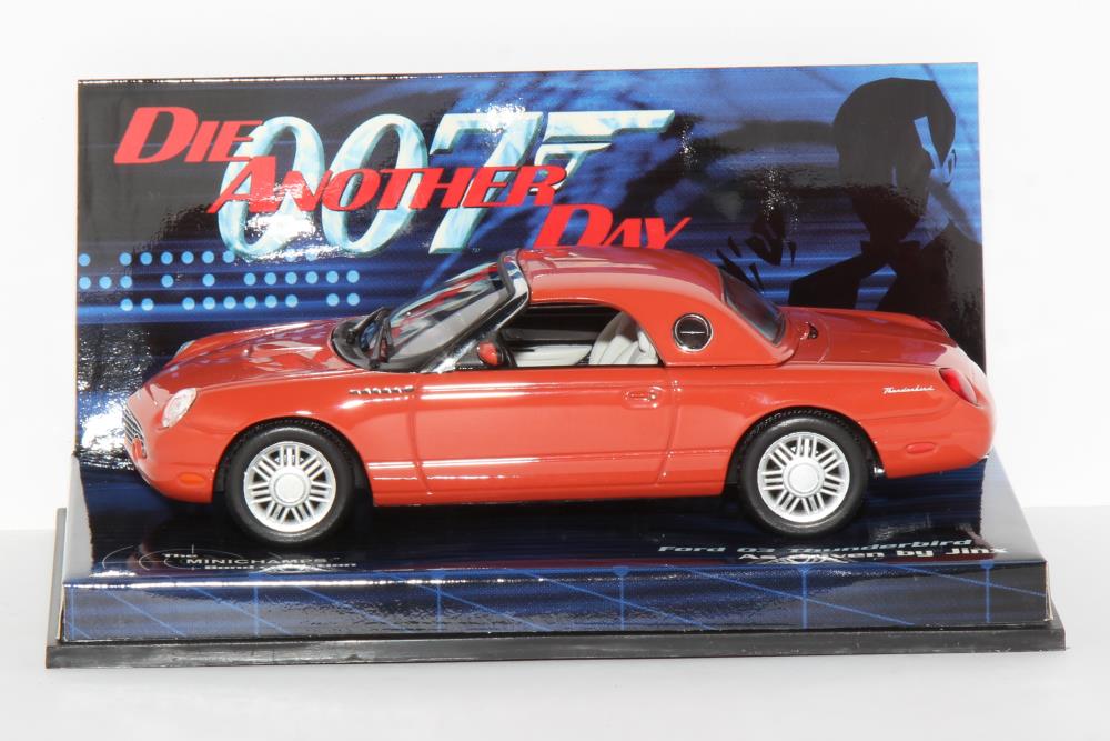 Minichamps 400082130 FORD THUNDERBIRD – JAMES BOND – 2002 - 1:43
