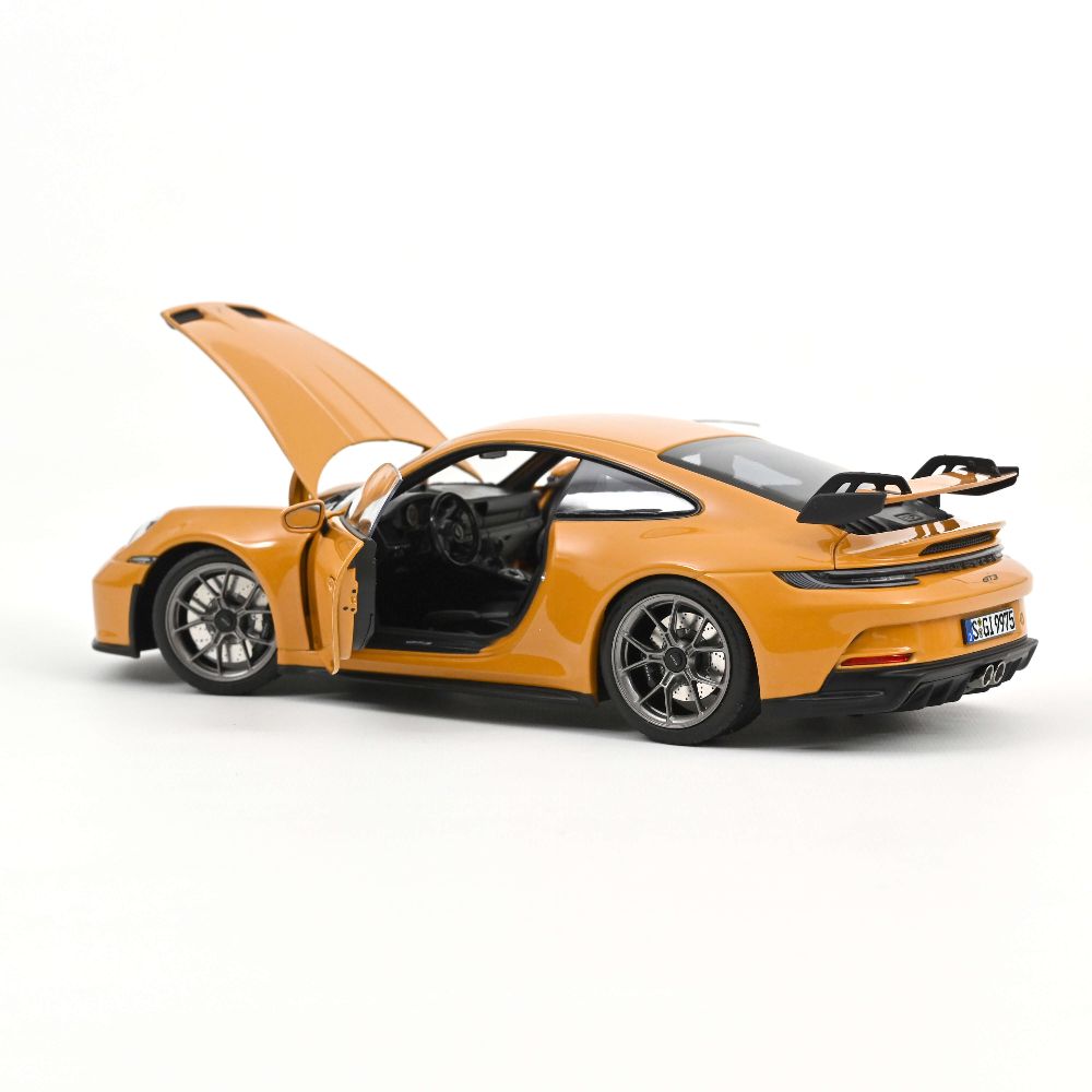 Norev 187387 Porsche 911 GT3 2021 Bahamagelb 1:18 Standmodell