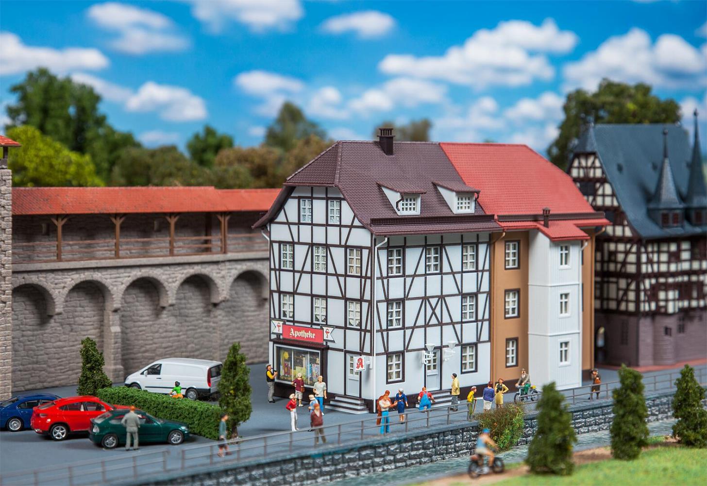 Faller 130417 Burg-Apotheke 1:87 Spur H0 Bausatz Neu OVP