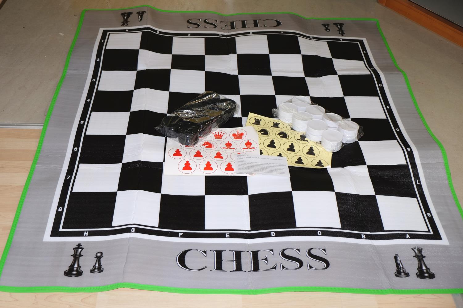 Rong Fa 215-586 Schach/CHESS Maxi-Spiel für innen und außen
