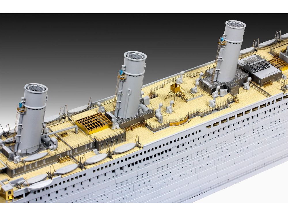 Revell 05243 Titanic "Platinum Edition" 1:400 Bausatz NEU OVP