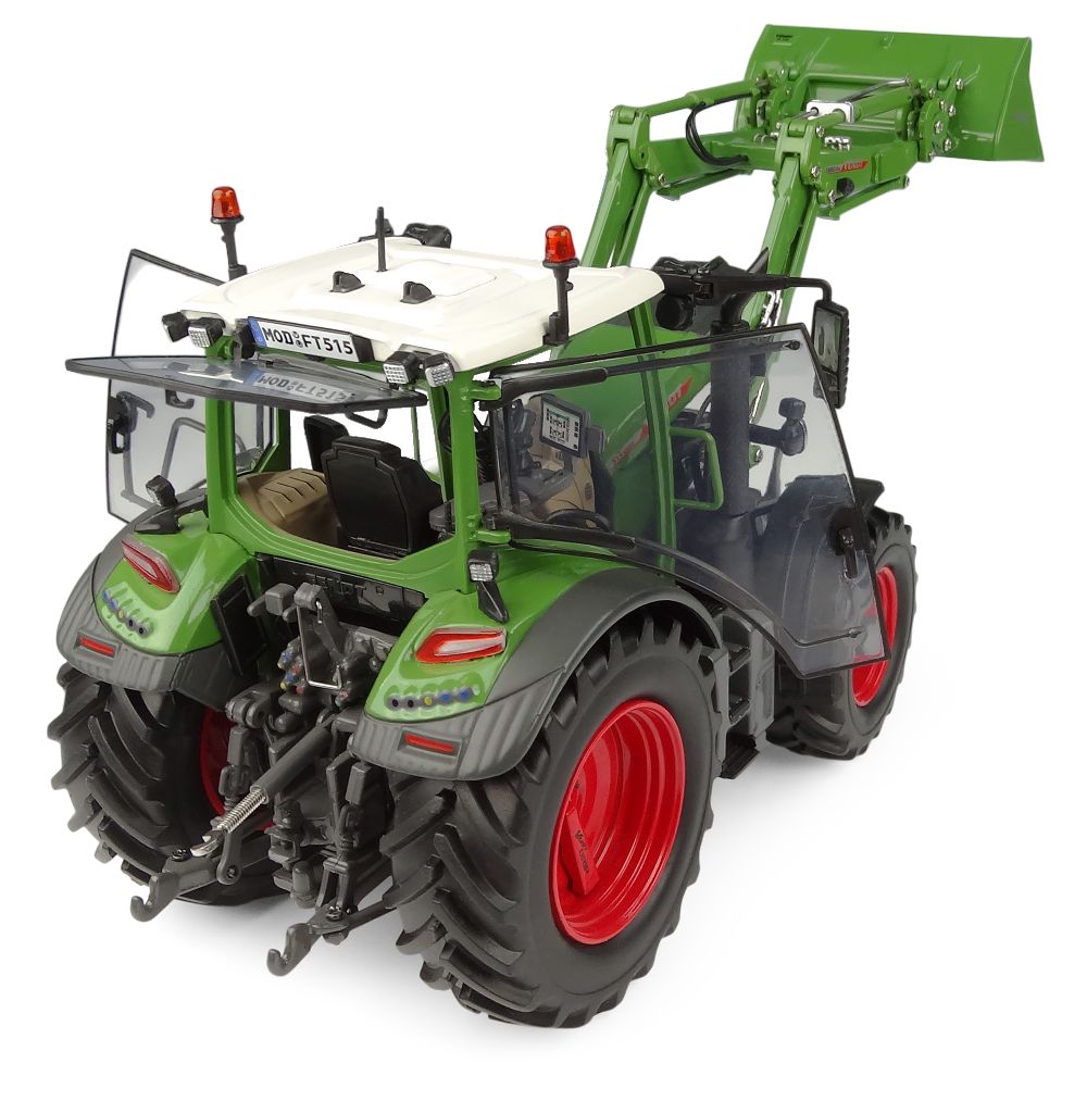 Universal Hobbies UH6741 Fendt 515 Vario with frontloader 2026 1:32 Spur 1 NEU