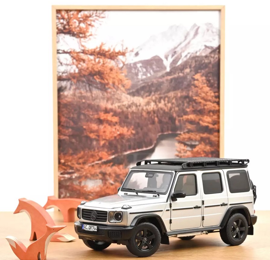 Norev 183030 Mercedes-Benz G-Class 2024 Iridiumsilber 1:18 NEU