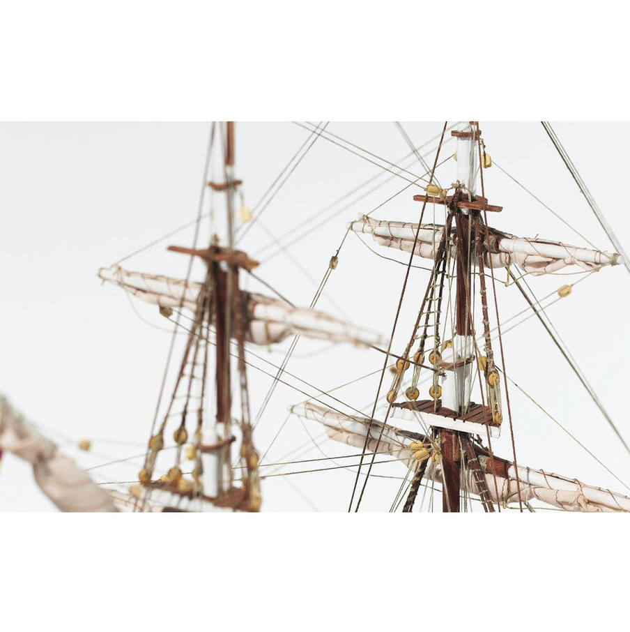 OcCre 13001 Aurora 1:65 Holzmodellbausatz NEU OVP