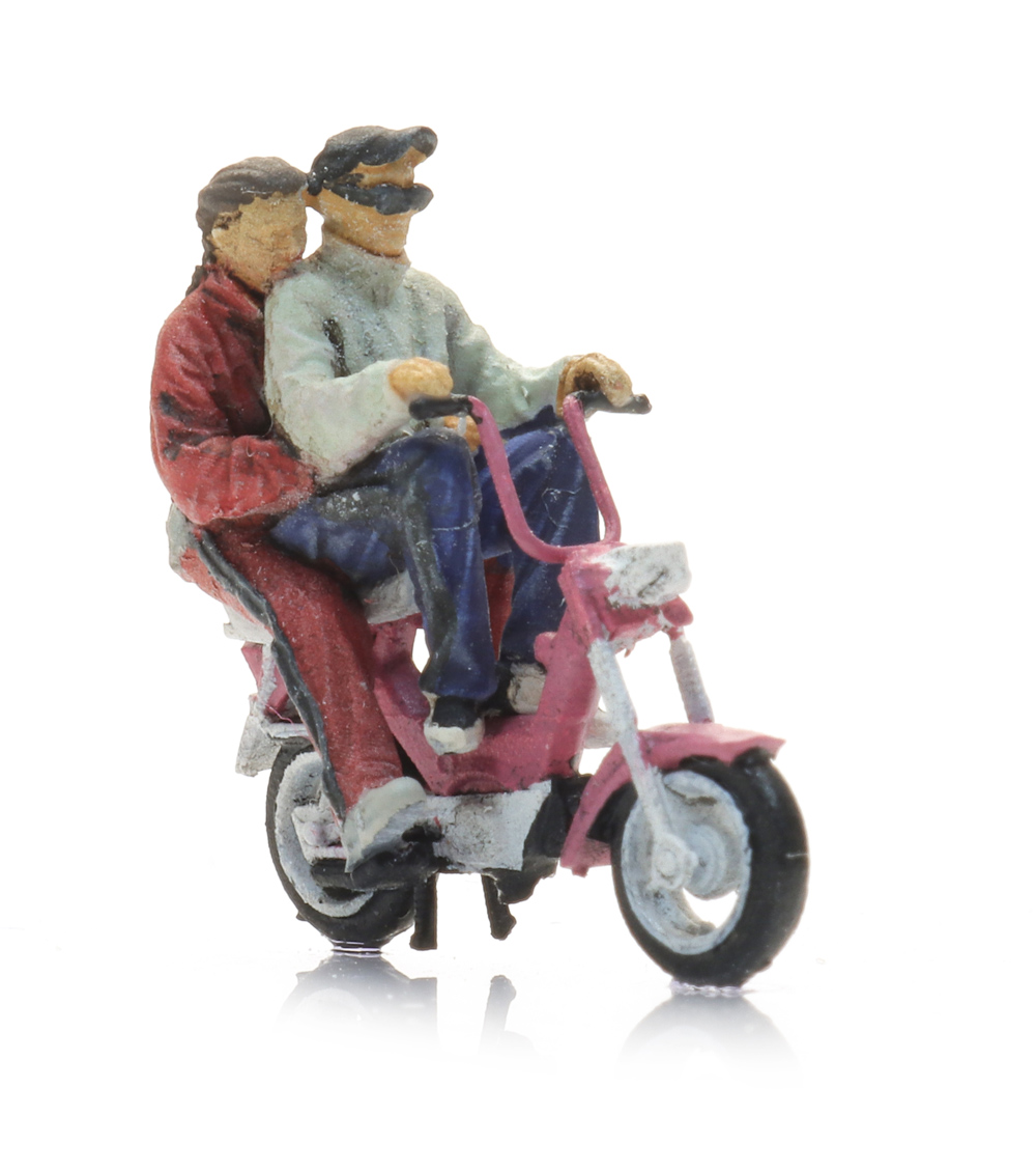 Artitec 387.679 Gilera Citta Moped mit Figuren