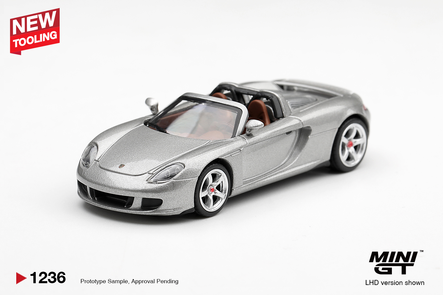 Mini GT 1236 1:64 PORSCHE CARRERA GT SILVER METALLIC 2006