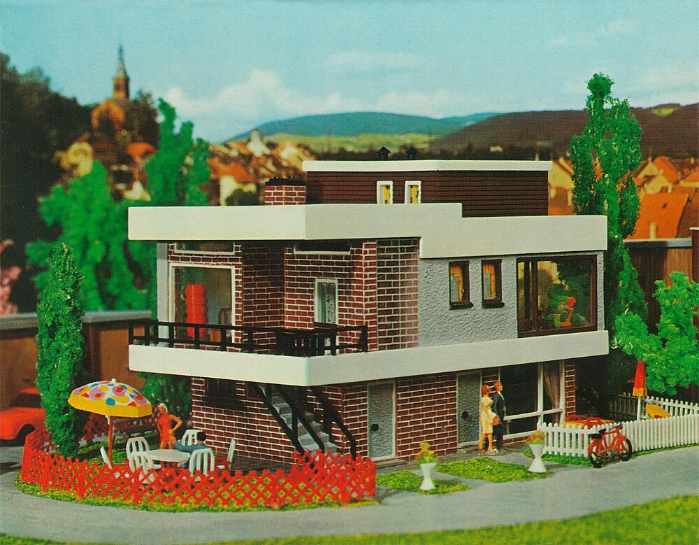 Faller 109257 B-257 Modernes Haus mit Flachdach 1:87 Spur H0 Neu