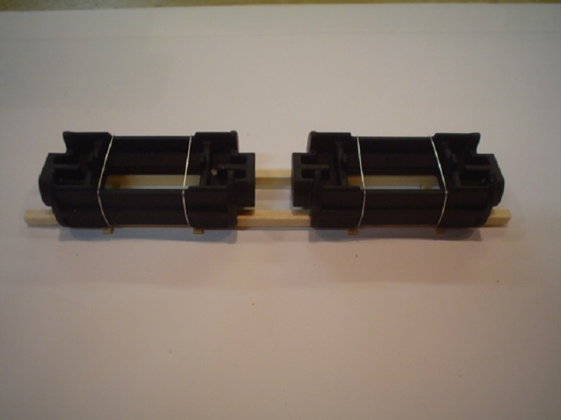 Stickdorn 2037 Motorhalter- Ladegut Spur H0 / TT / N